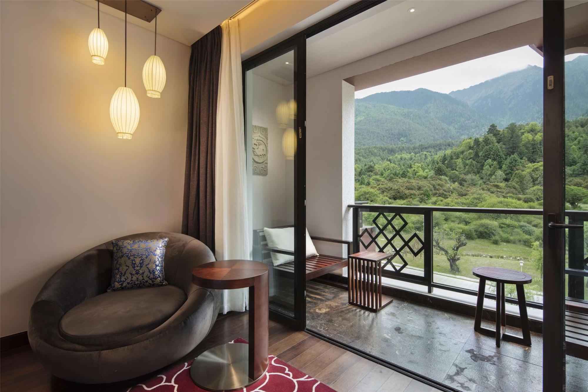 Hilton Linzhi Resort Ňingthri Exteriér fotografie