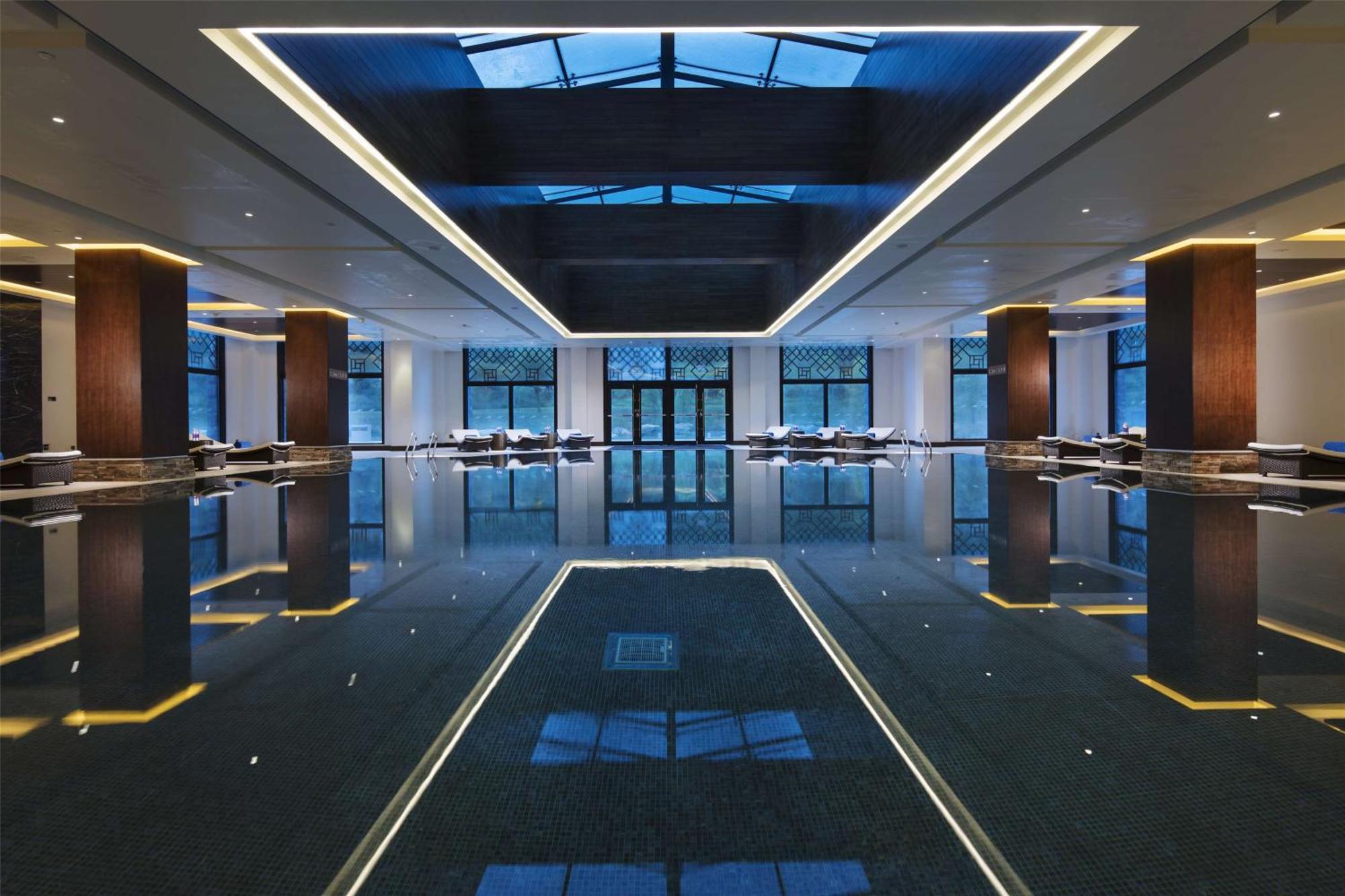 Hilton Linzhi Resort Ňingthri Exteriér fotografie