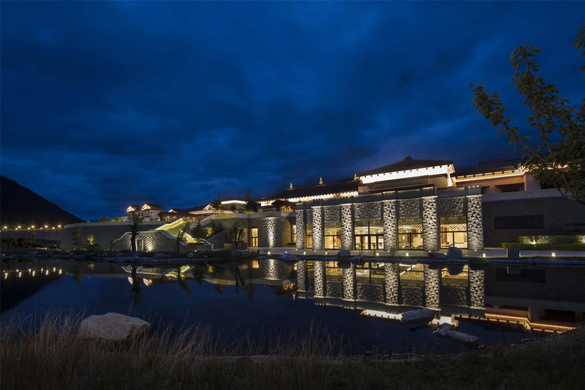 Hilton Linzhi Resort Ňingthri Exteriér fotografie